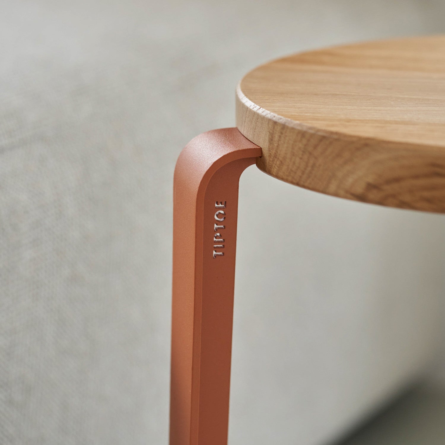 TIPTOE LOU stool - solid oak