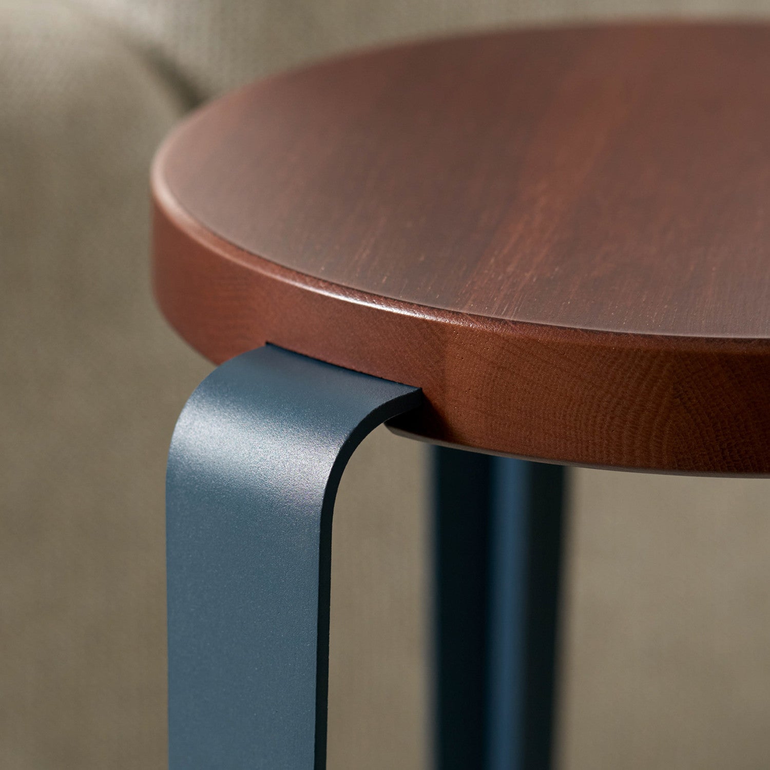 TIPTOE LOU stool - solid oak