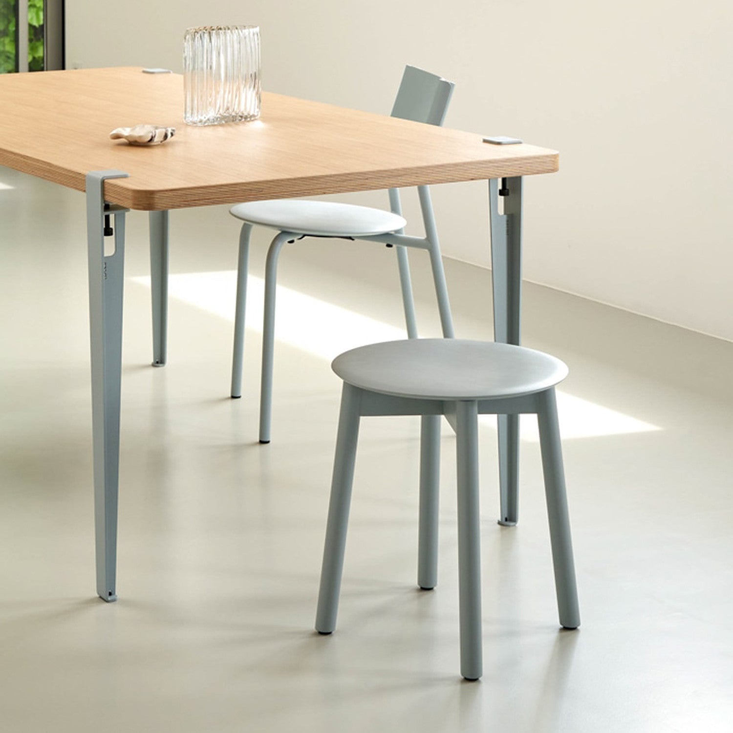 TIPTOE SSD full wood stool - eco-certified wood