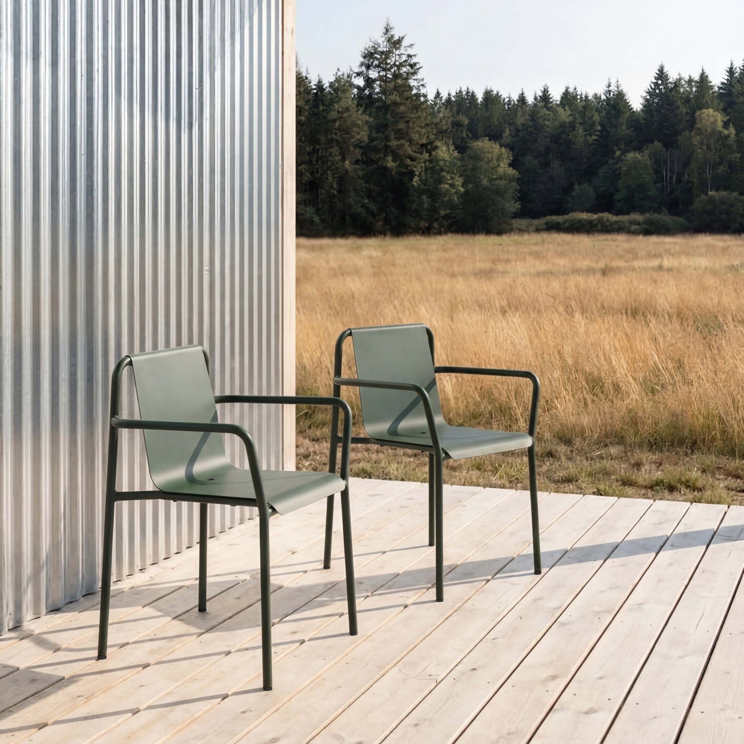 TIPTOE PANORAMA outdoor chair with armrests - powder-coated steel