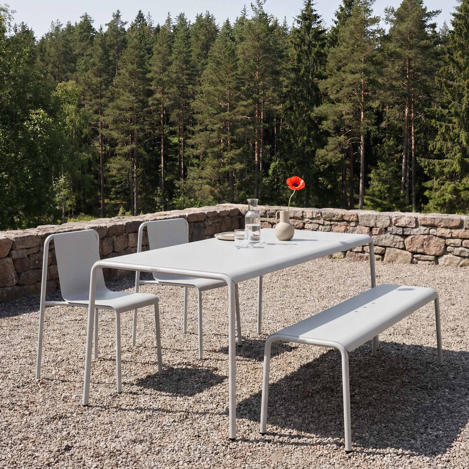 TIPTOE PANORAMA outdoor table - powder-coated steel