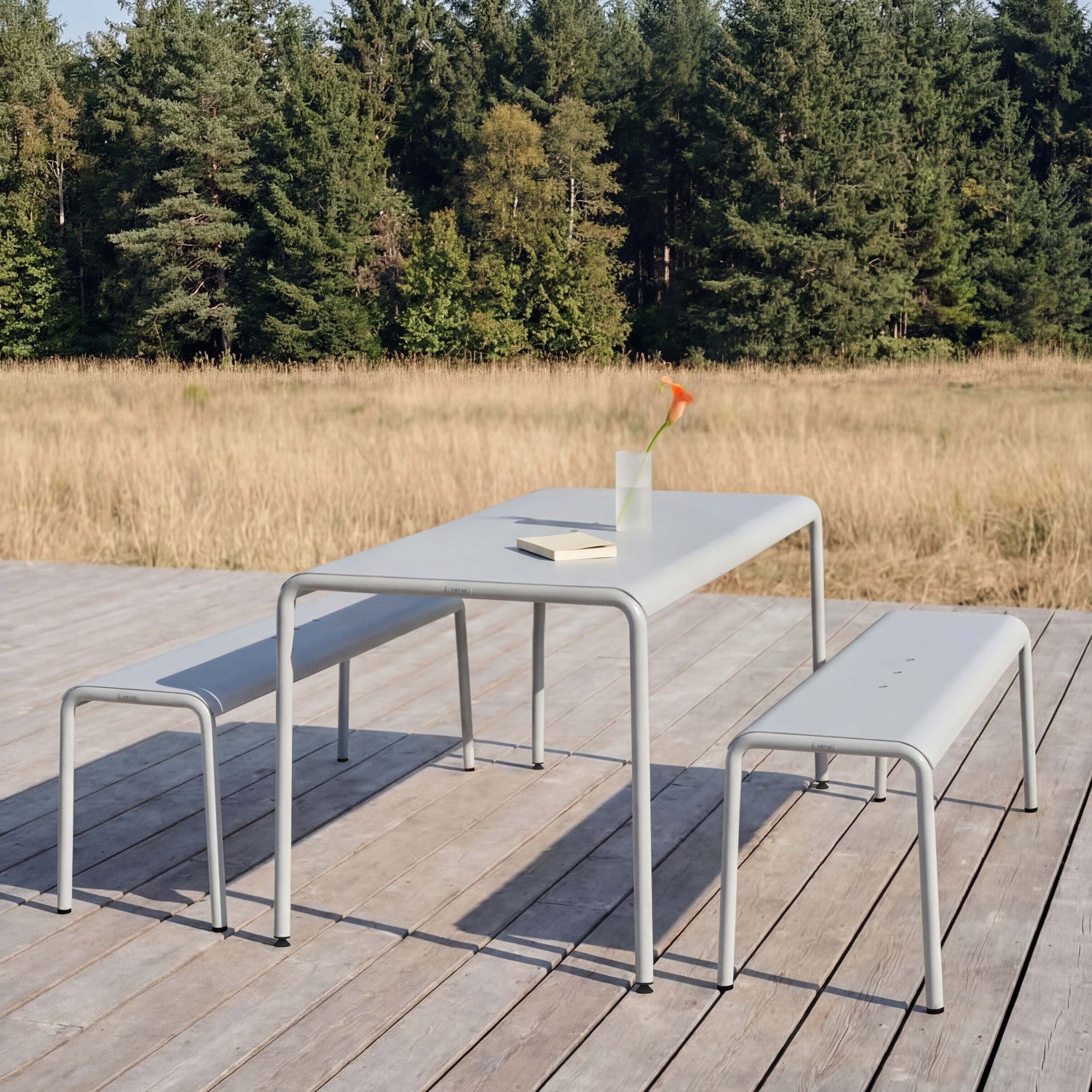TIPTOE Outdoor bench PANORAMA - powder-coated steel