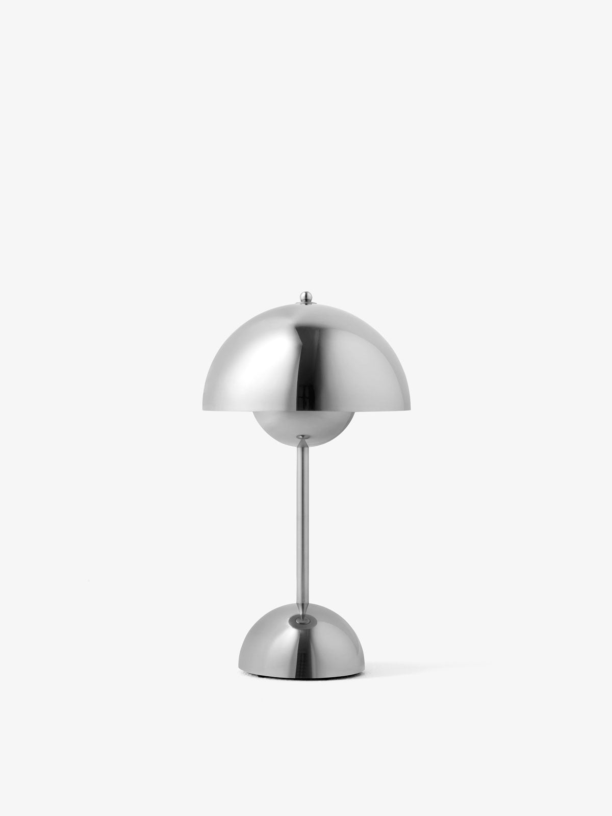 &Tradition Flowerpot VP9 Portable Lamp – 313 Design Market