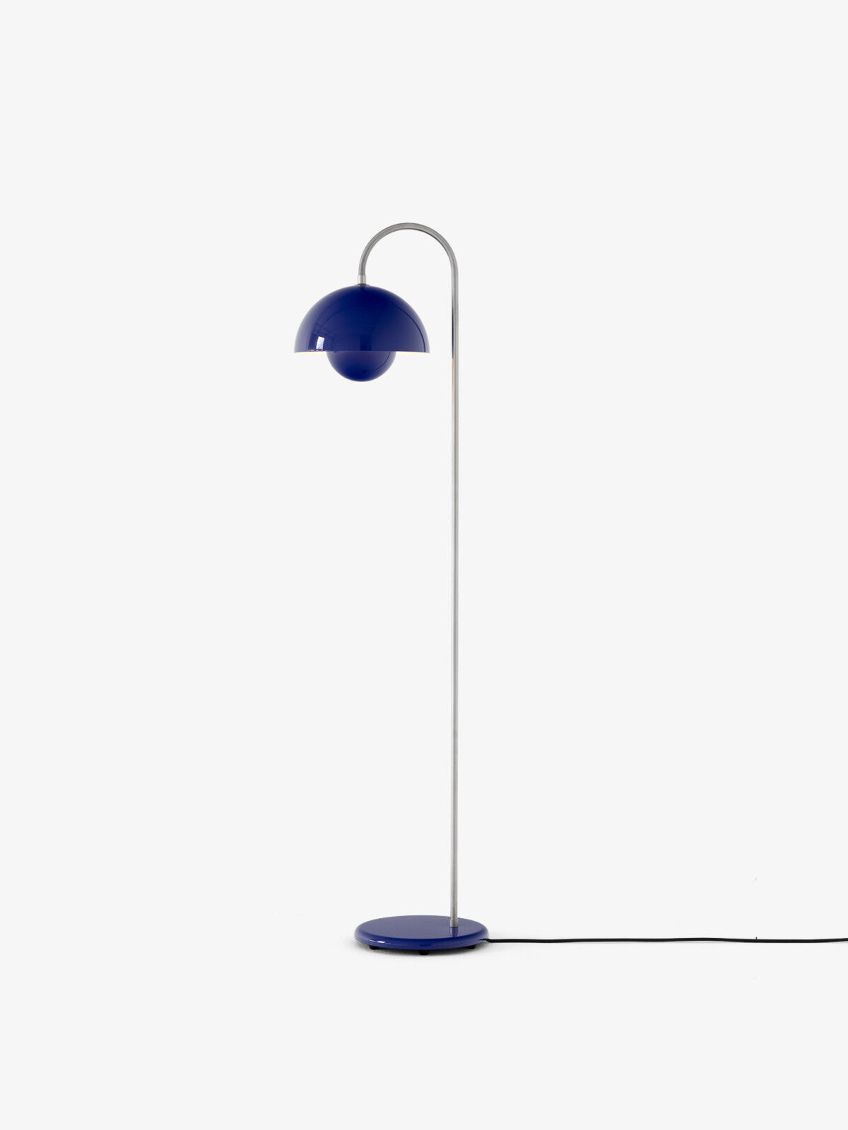 &Tradition Flowerpot VP12 Floor Lamp