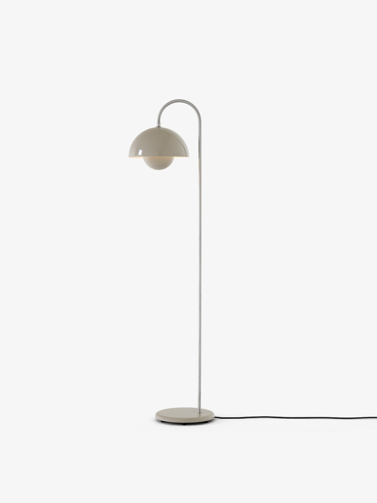 &Tradition Flowerpot VP12 Floor Lamp