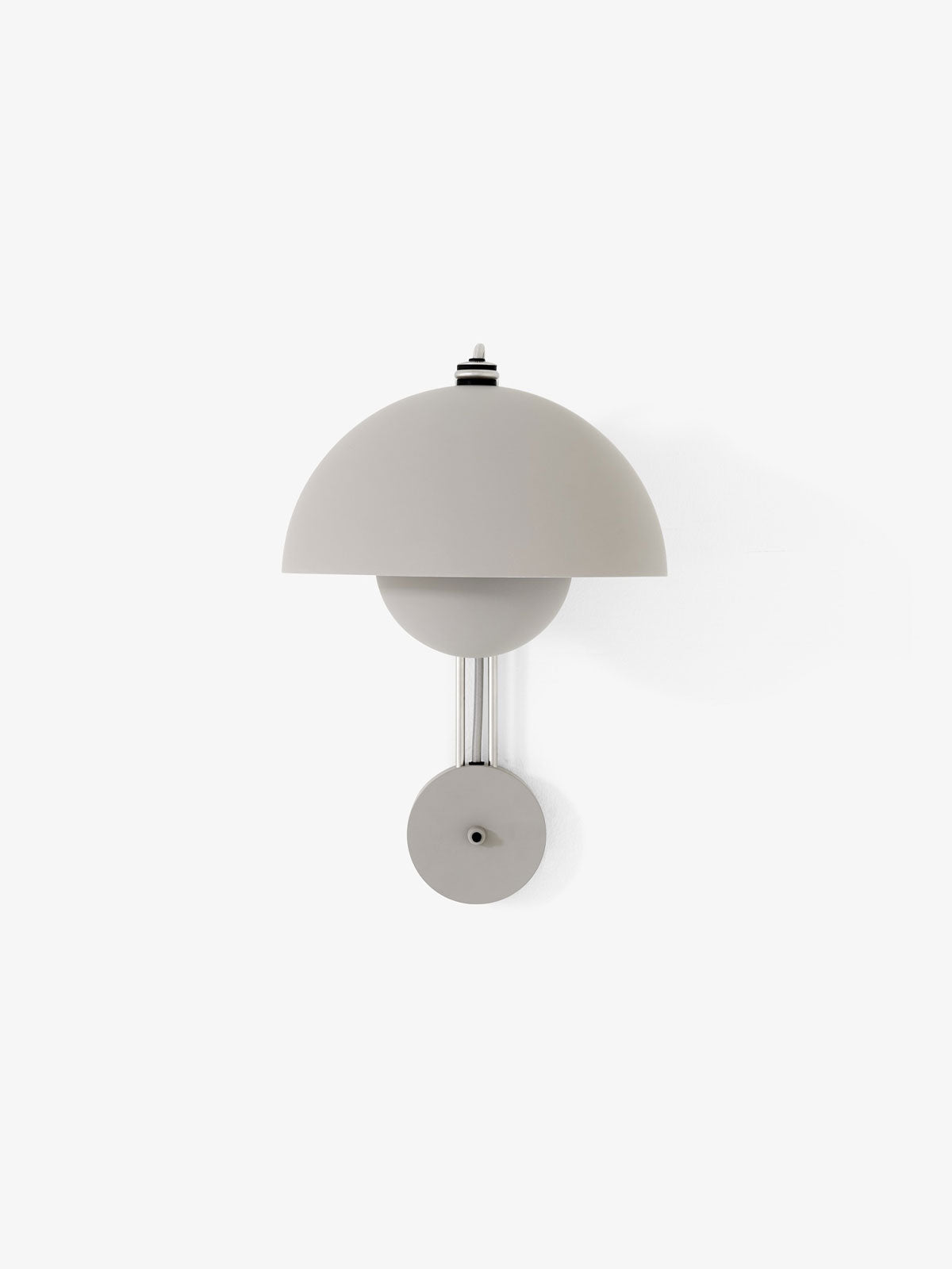 &Tradition Flowerpot VP8 Wall Lamp