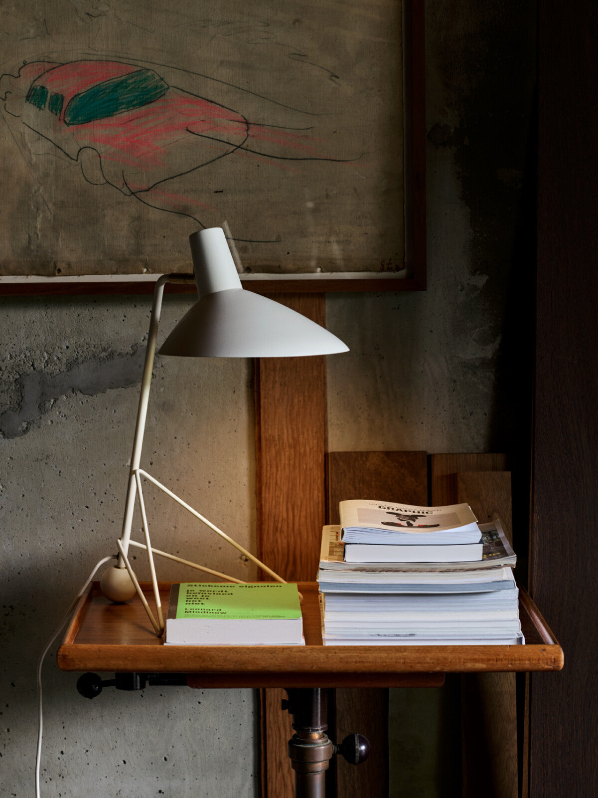 &Tradition Tripod HM9 Table Lamp