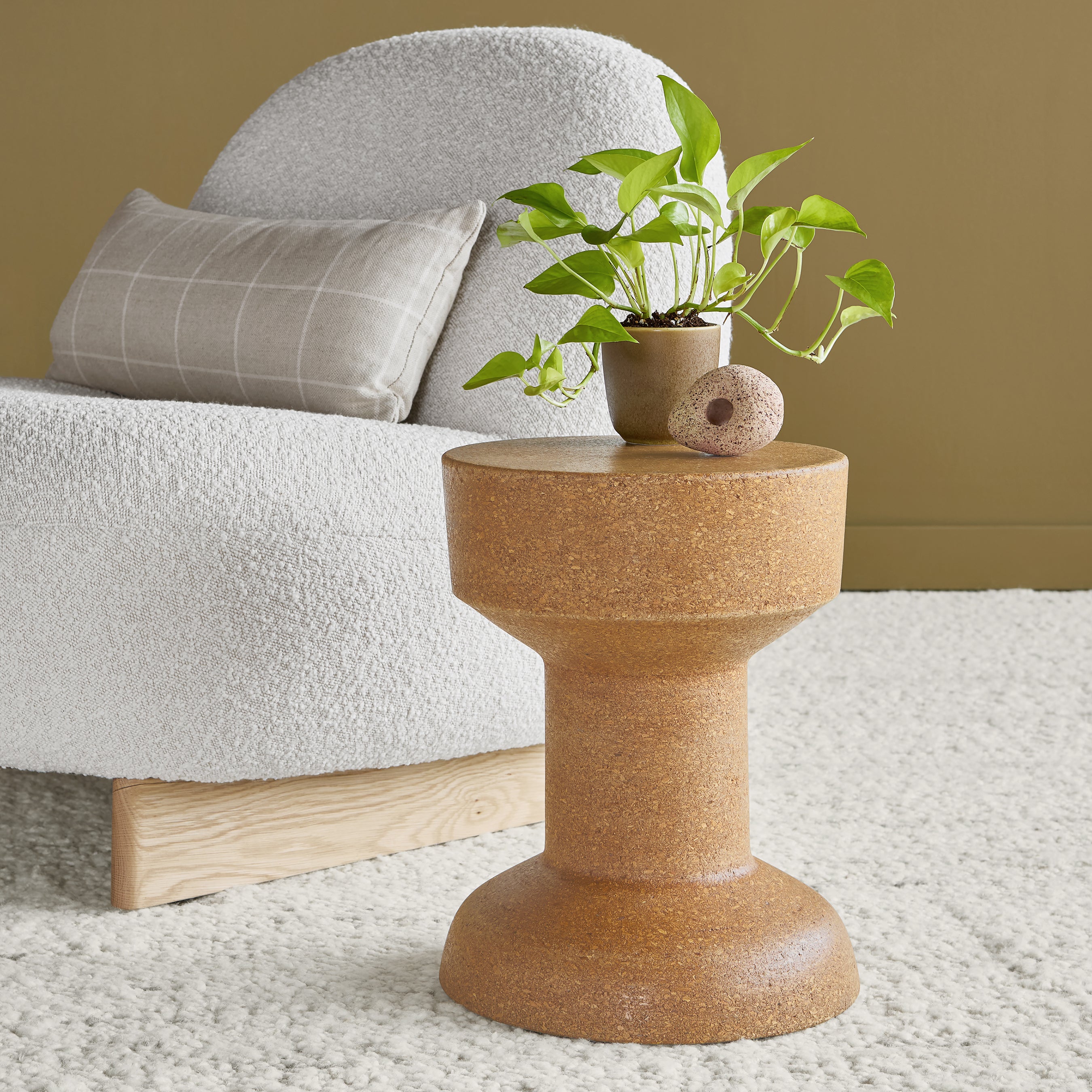 Gus Modern Trophy Table