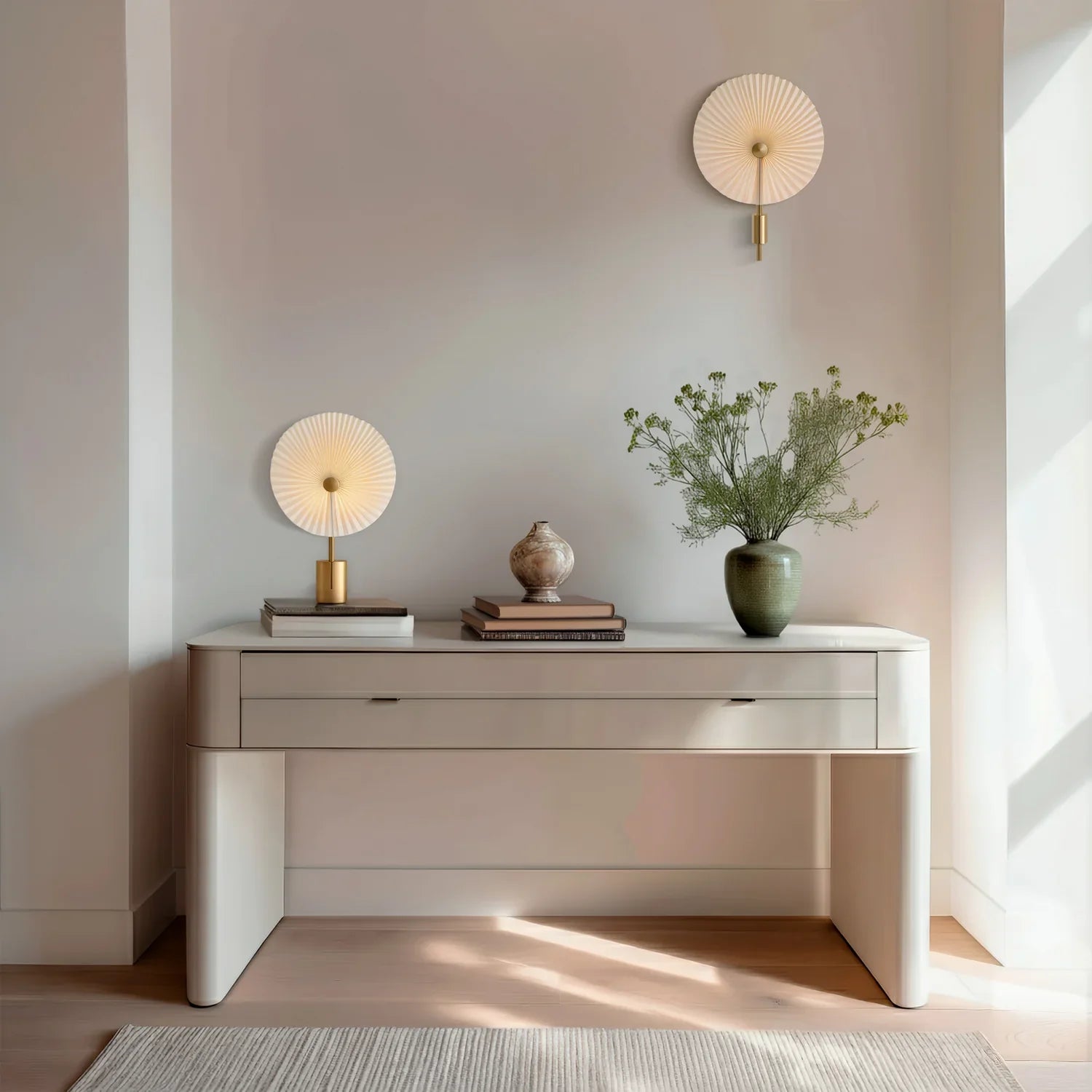 Gejst Liris Wall Sconce Light, Brass