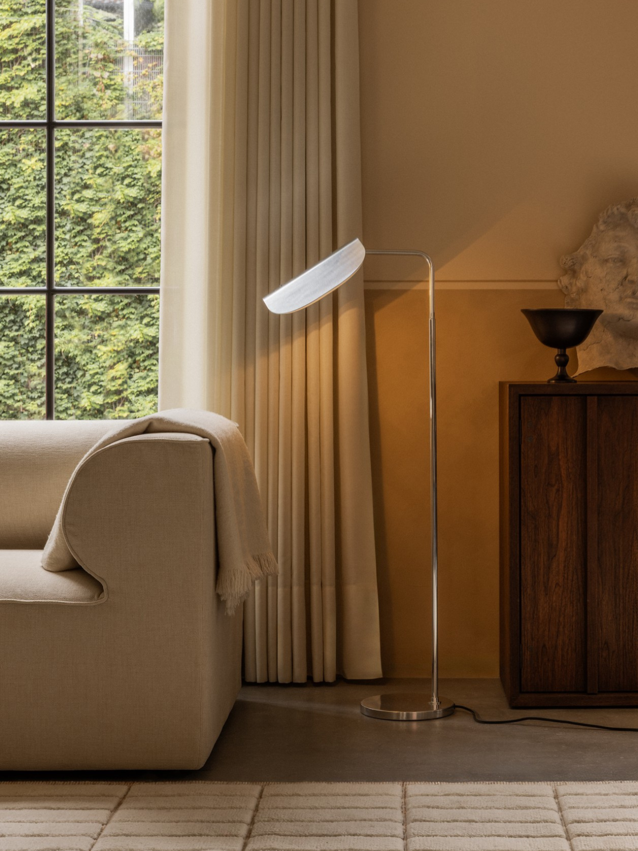Audo Wing Floor Lamp, Adjustable