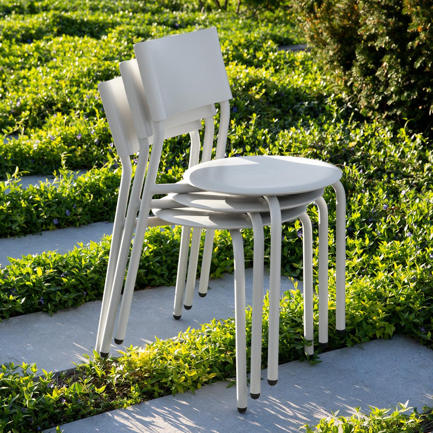 TIPTOE SSDr outdoor chair - recycled plastic