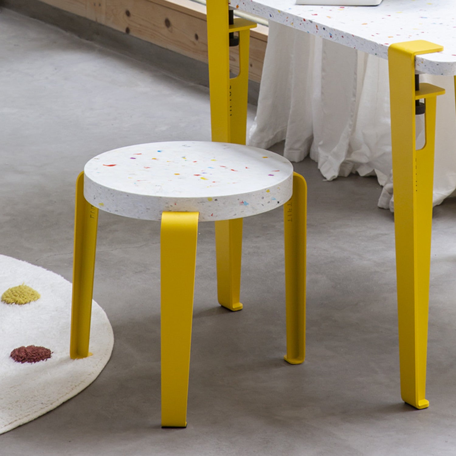 TIPTOE kids stool - recycled plastic Tutti Frutti