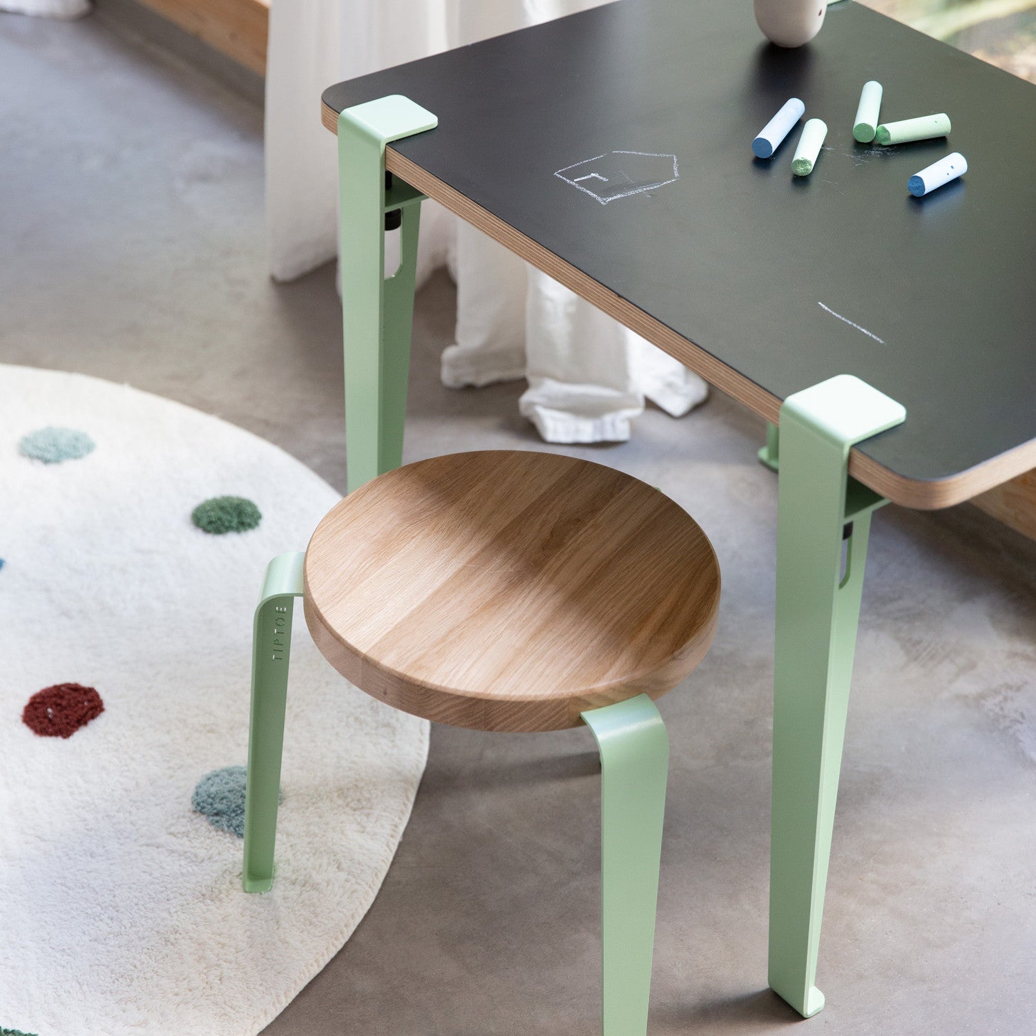 TIPTOE kids desk 70x50cm - Vice Versa blackboard