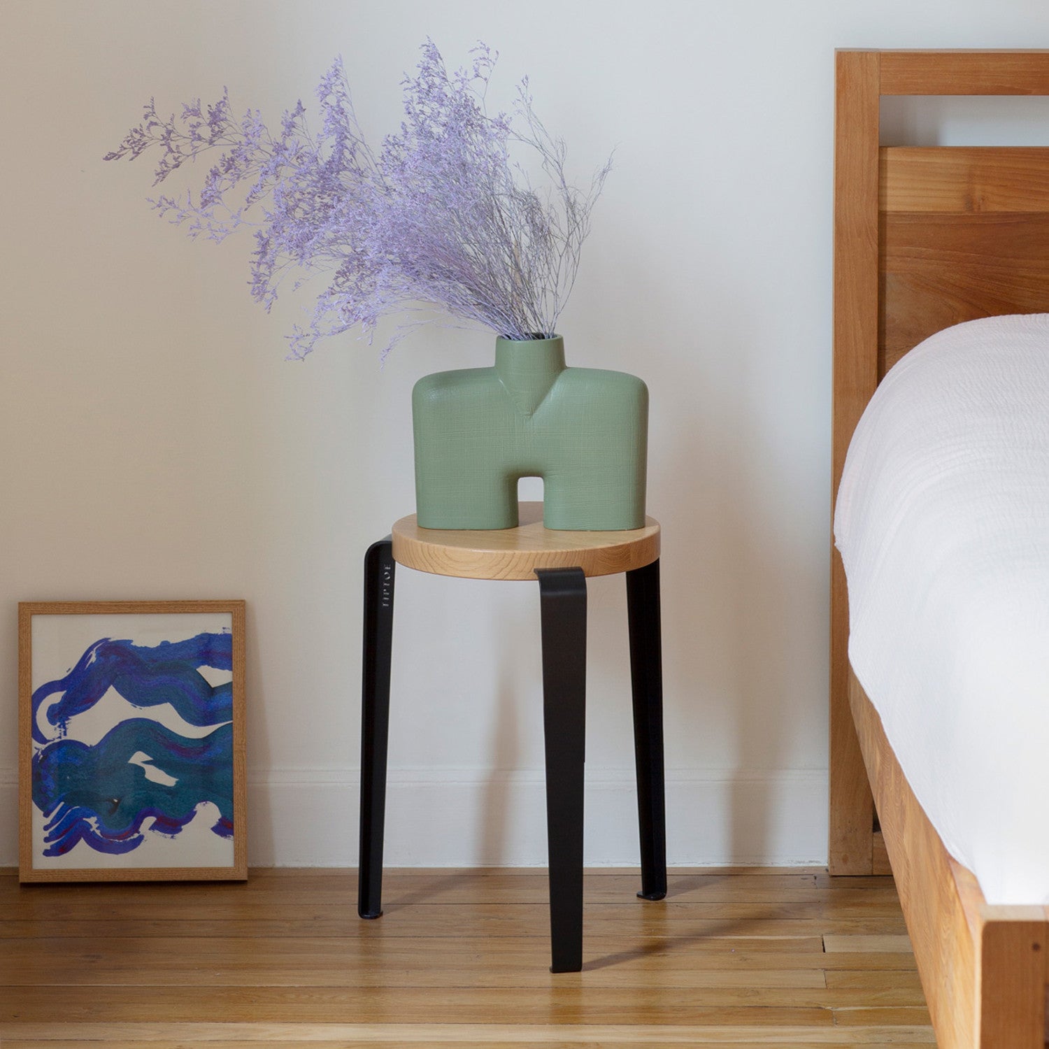 TIPTOE LOU stool - solid oak