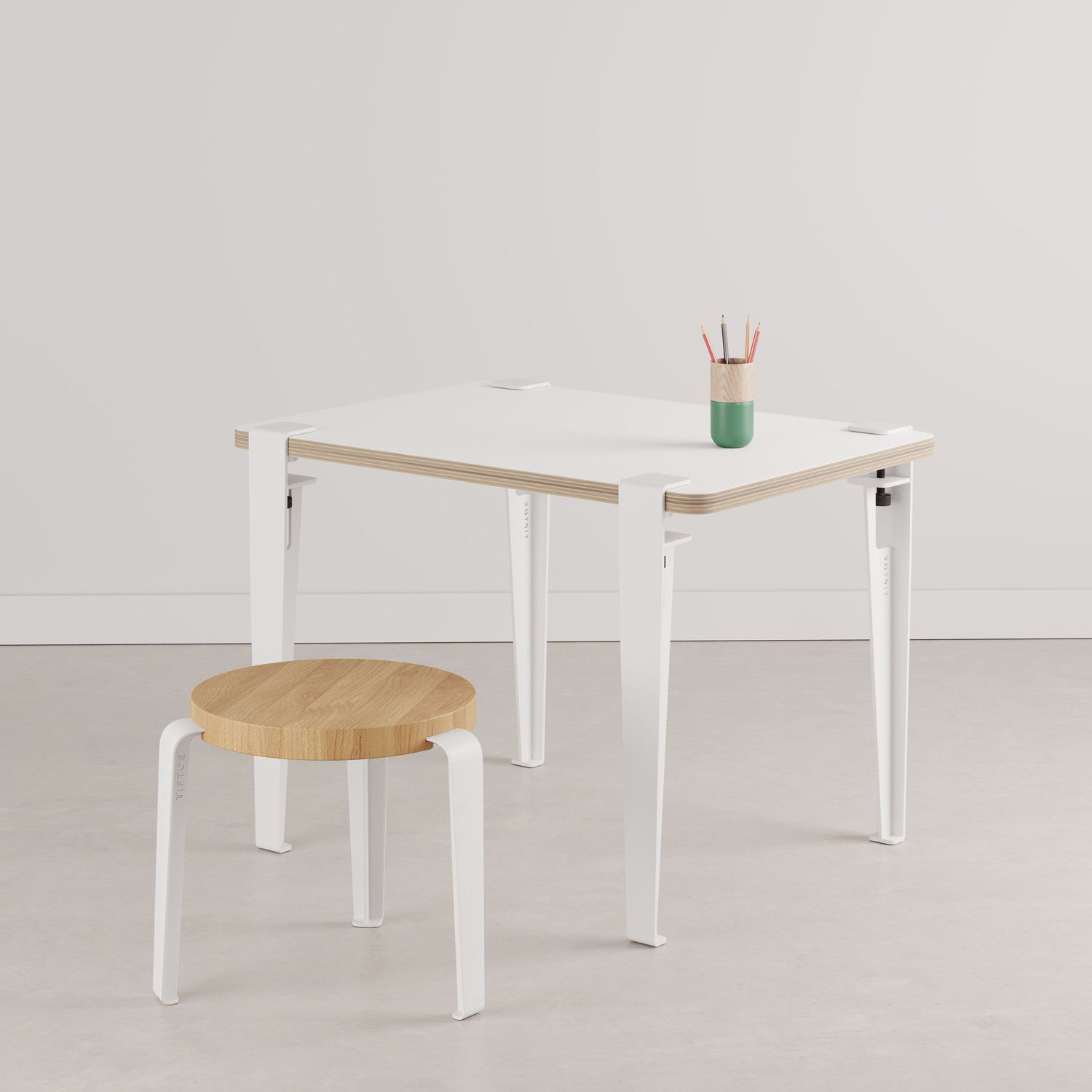 TIPTOE kids desk 70x50cm - Vice Versa blackboard