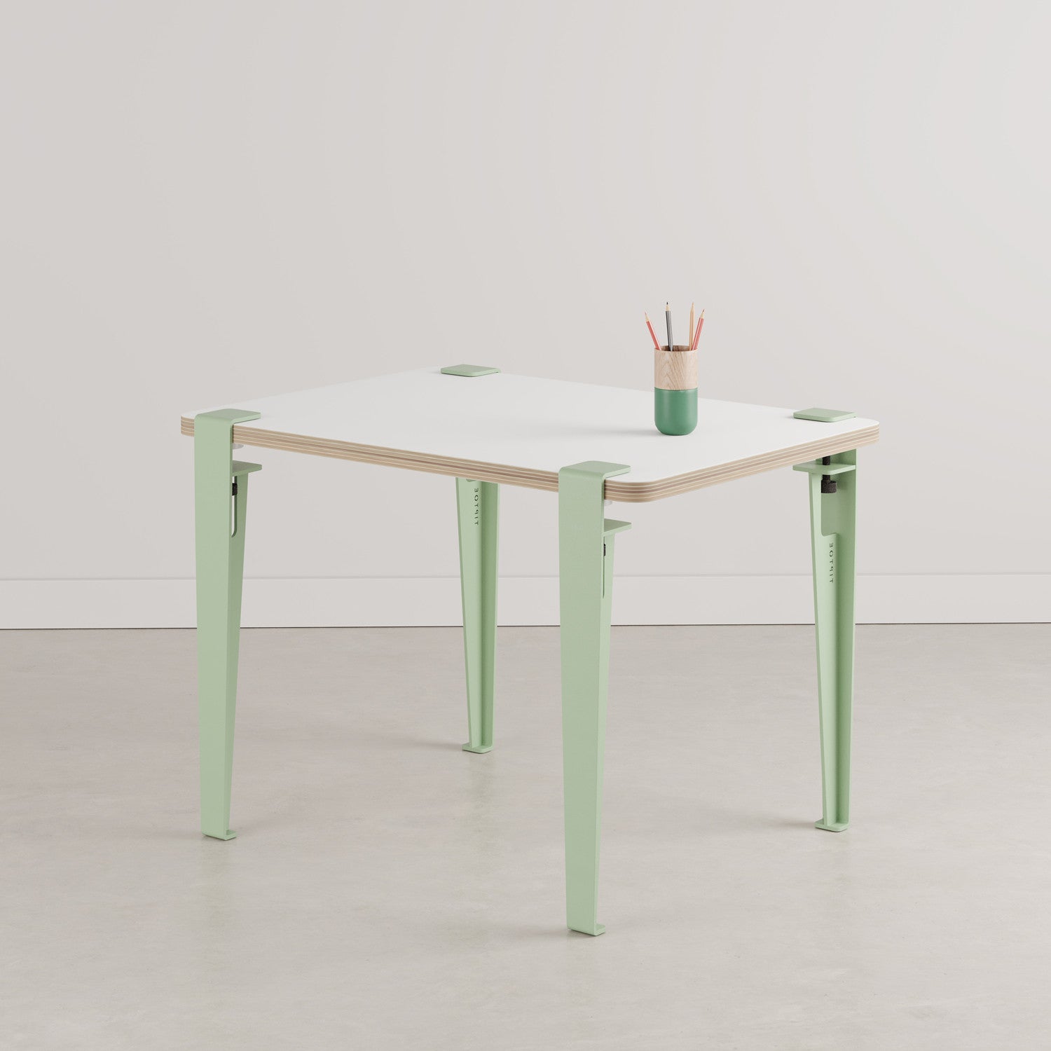 TIPTOE kids desk 70x50cm - Vice Versa blackboard