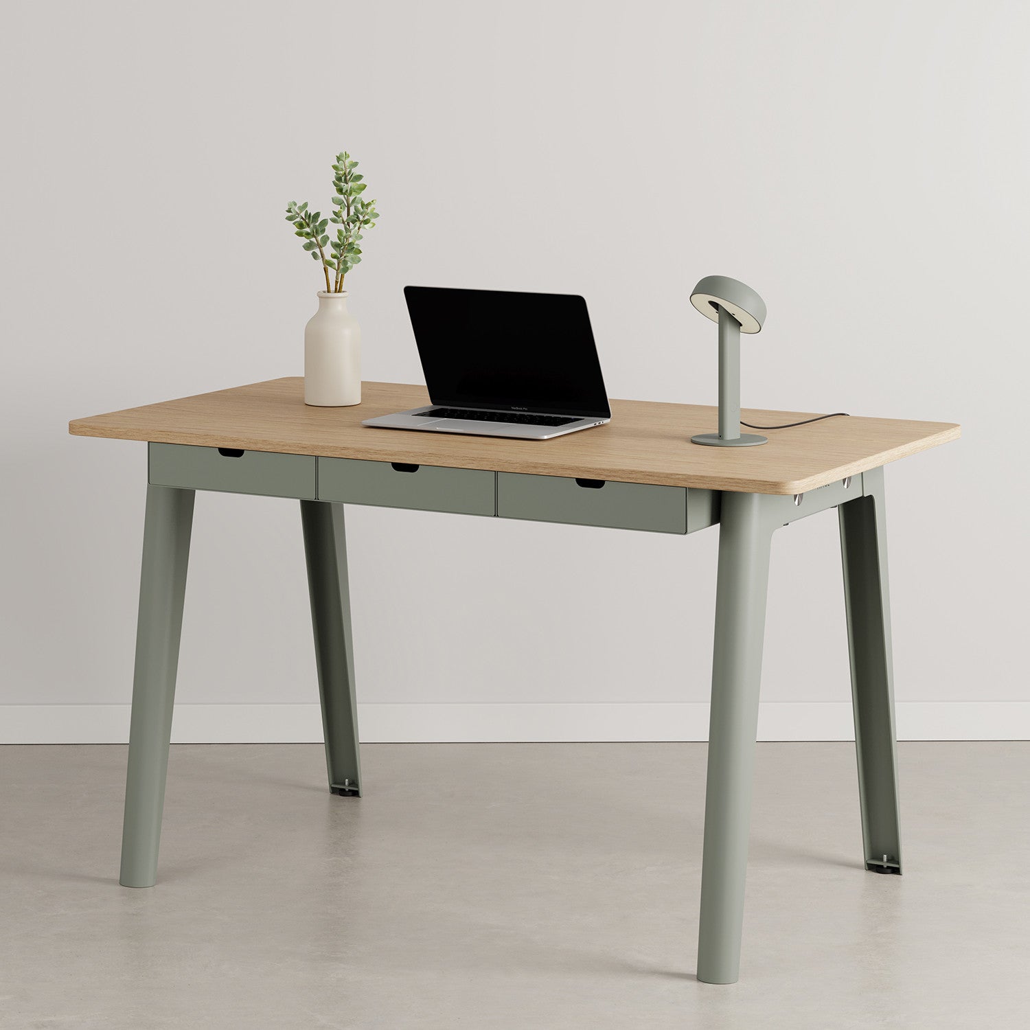 TIPTOE NEW MODERN desk - eco-certified wood
