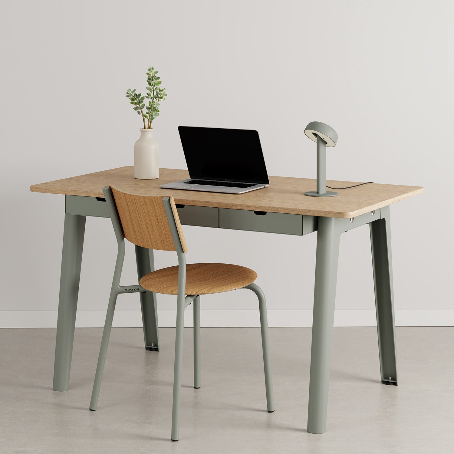 TIPTOE NEW MODERN desk - eco-certified wood