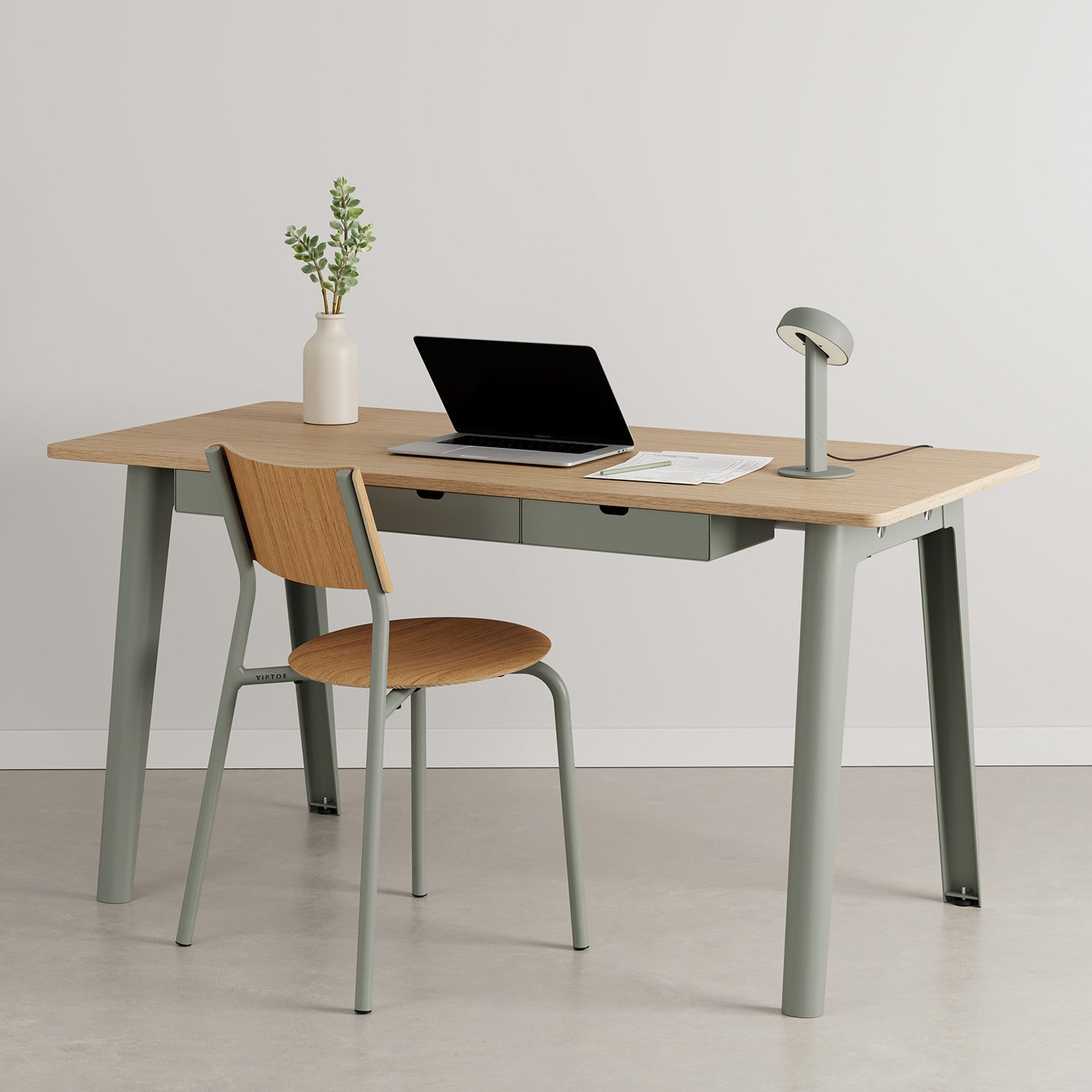 TIPTOE NEW MODERN desk - eco-certified wood