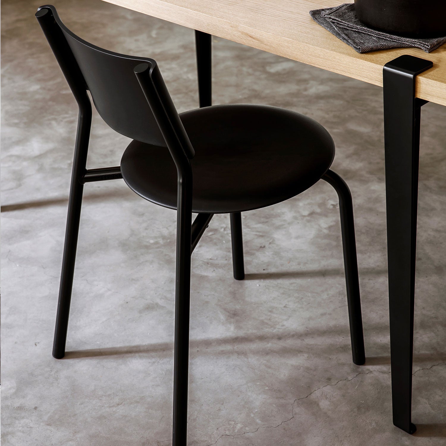 TIPTOE SSDr chair - recycled plastic