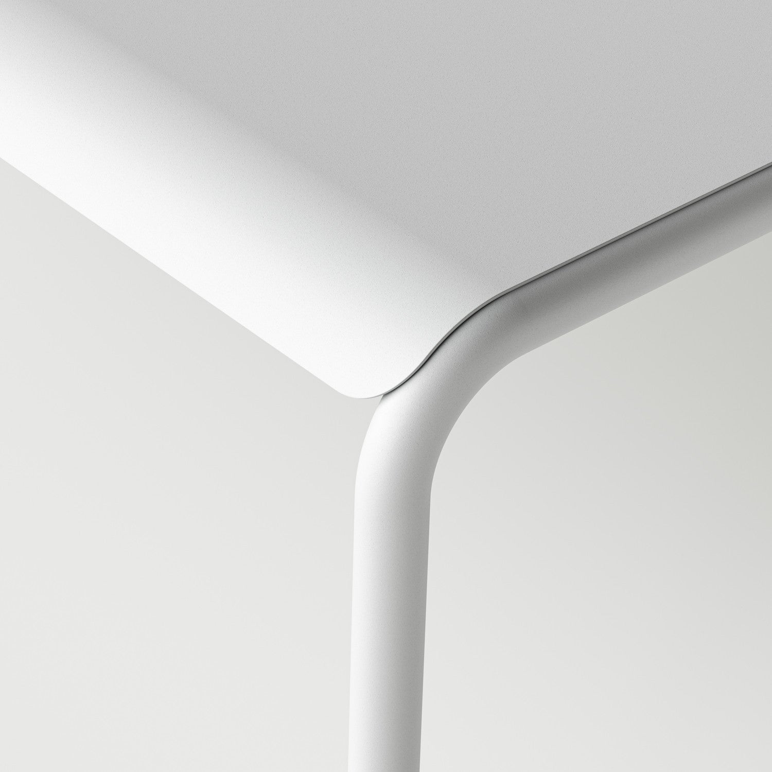 TIPTOE PANORAMA outdoor table - powder-coated steel