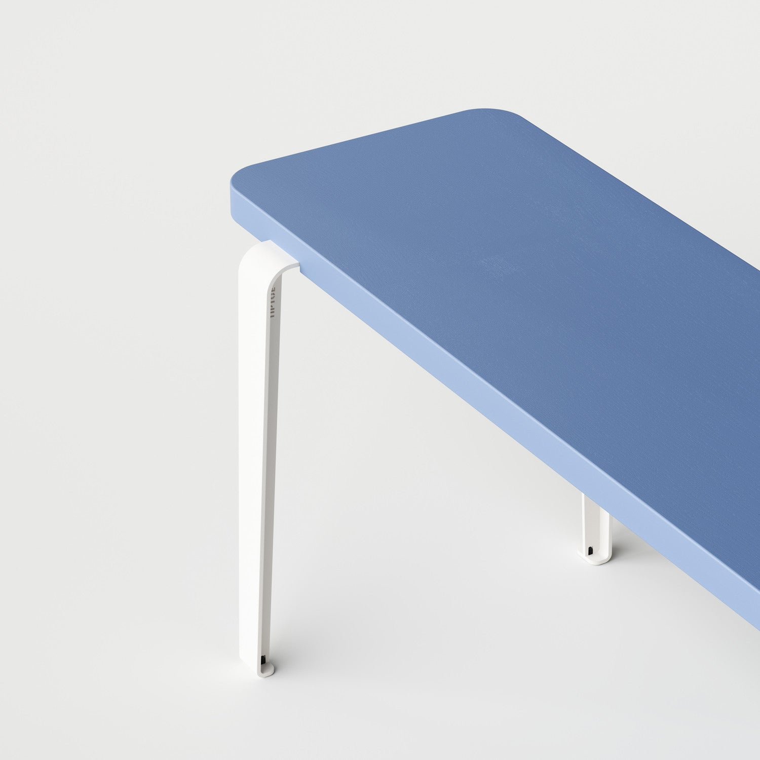 TIPTOE LOU bench - eco-certified wood