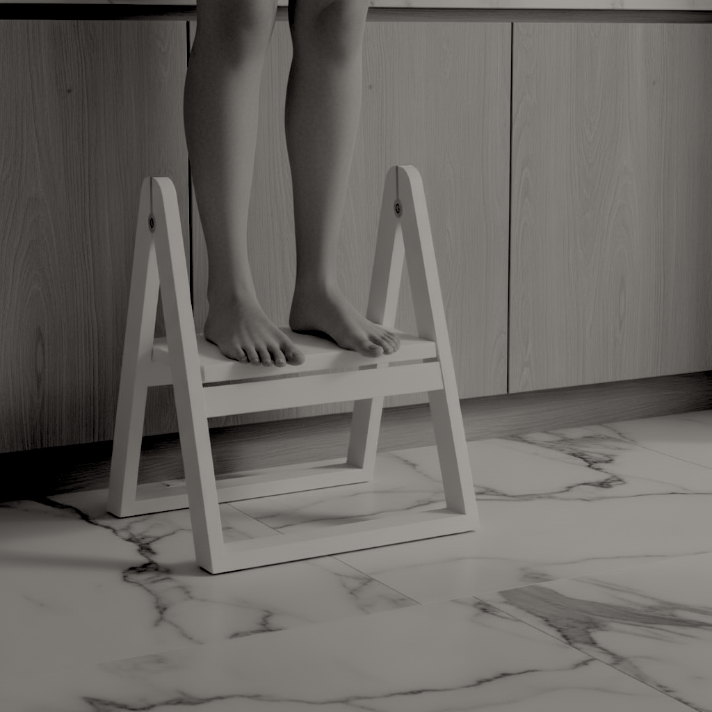 Gejst Reech Step Stool, White