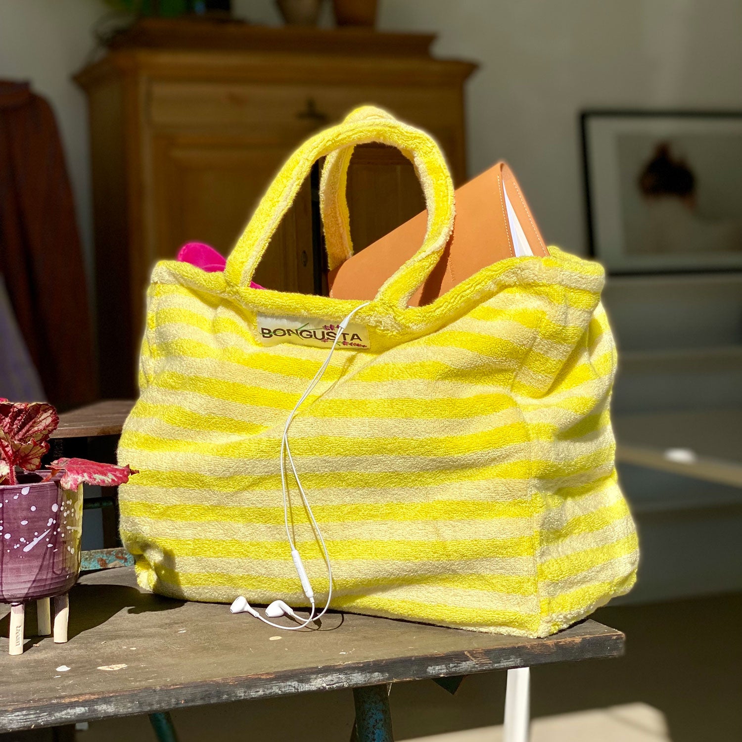 Bongusta Naram Weekend Bag - Pristine and Neon Yellow