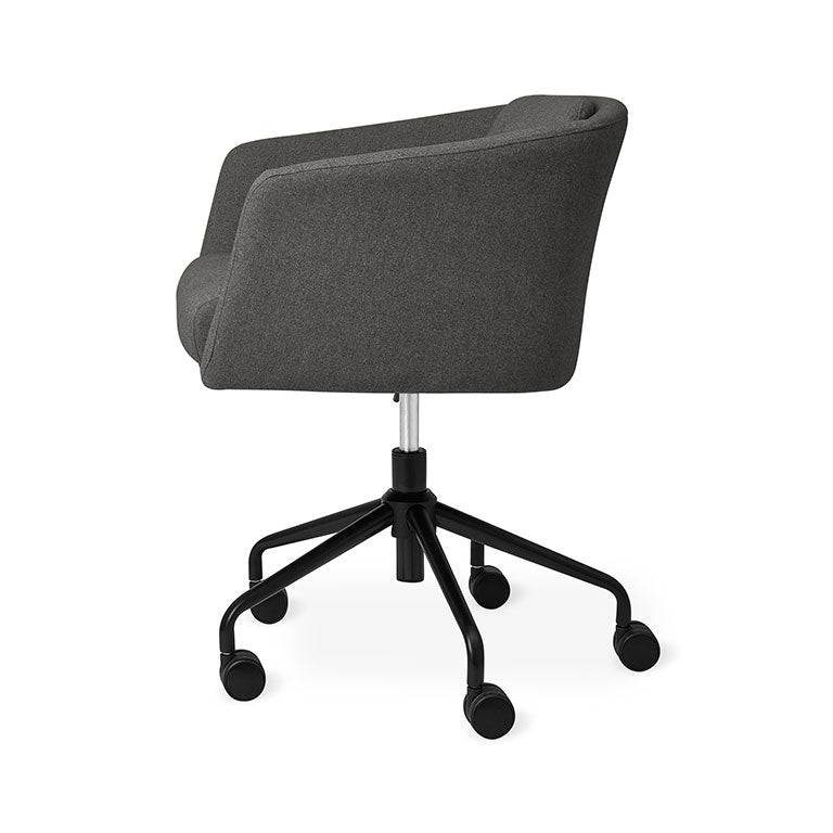 Gus Modern Radius Task Chair