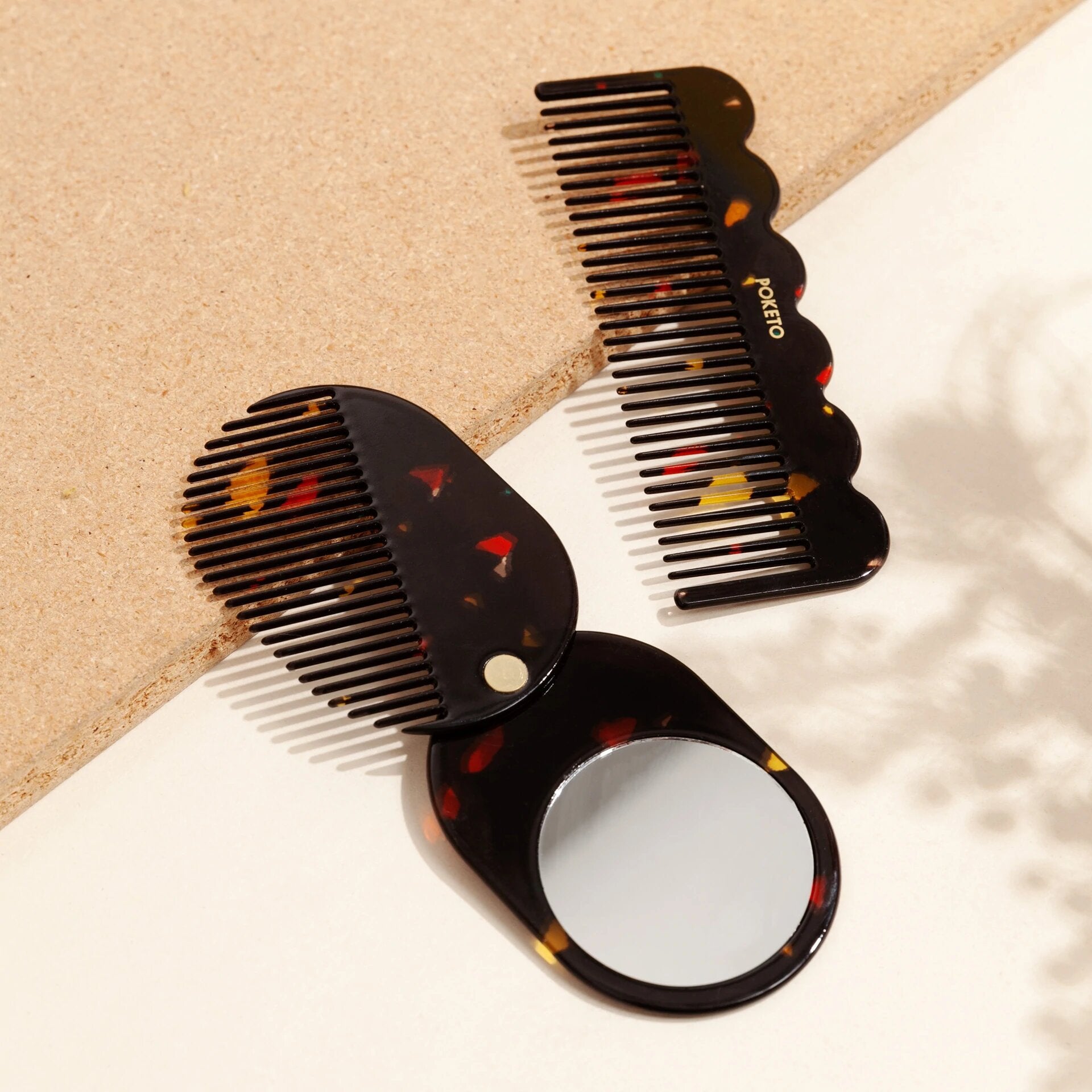 Poketo Wave Comb in Black Amber